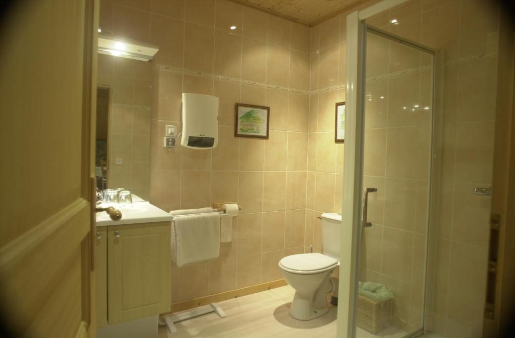 Ciel D'Ardeche Bed & Breakfast Lachamp-Raphael Exterior photo
